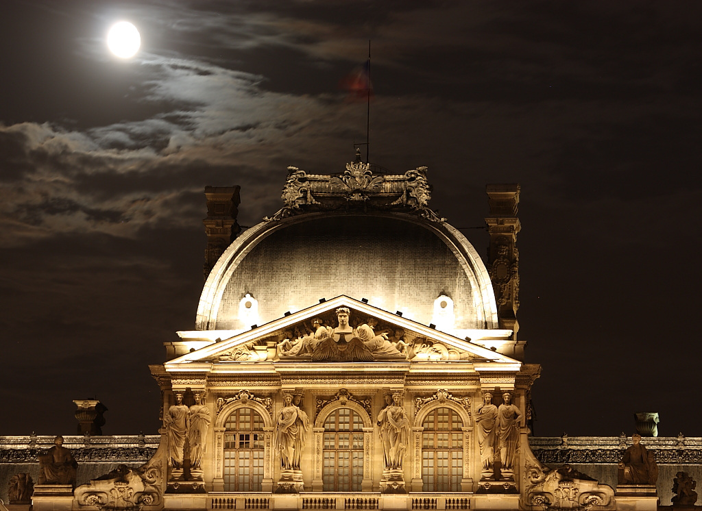 Louvre by night - 3