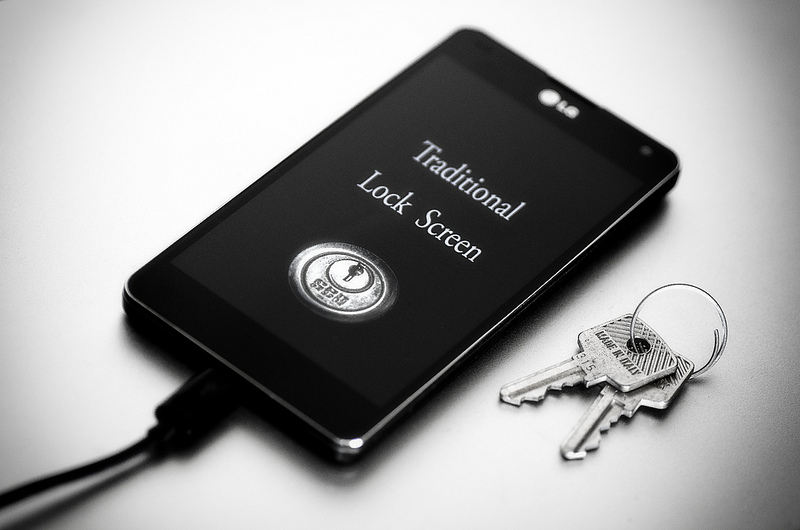 Traditional Lock Screen