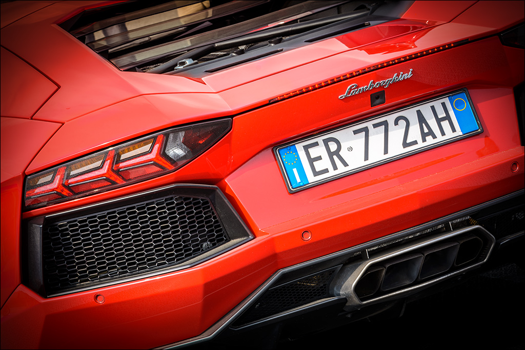 Aventador LP700-4 - 1