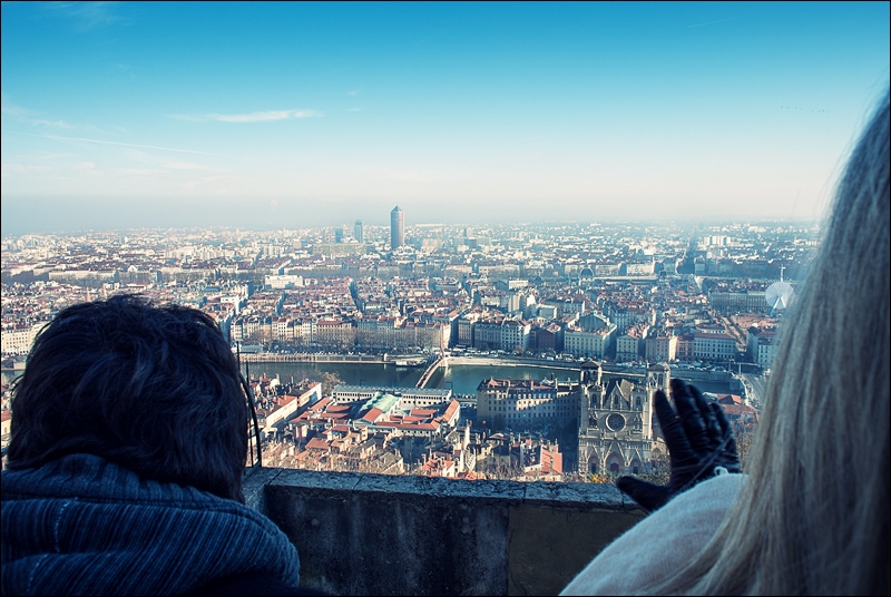 toccare la citt� con mano