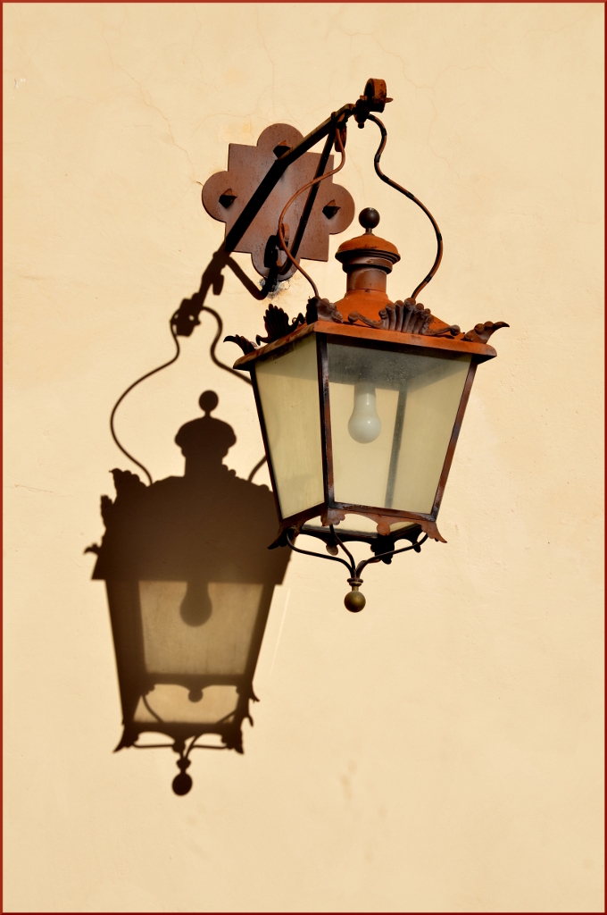 Lampada e Ombra