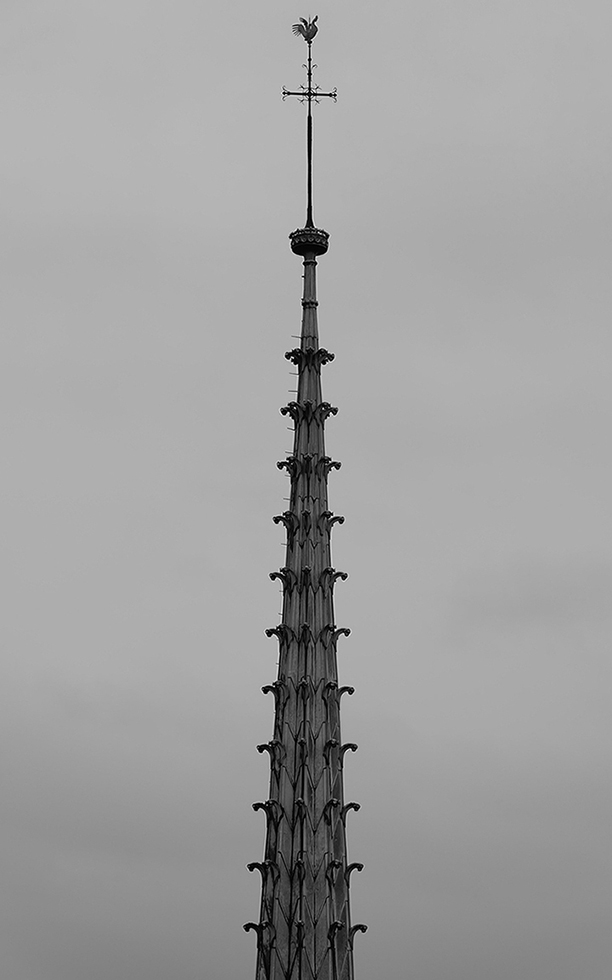 Primi scatti a Parigi: 4. Guglia