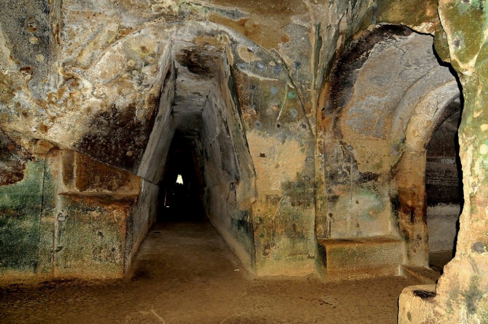 Nell'antro della Sibilla.