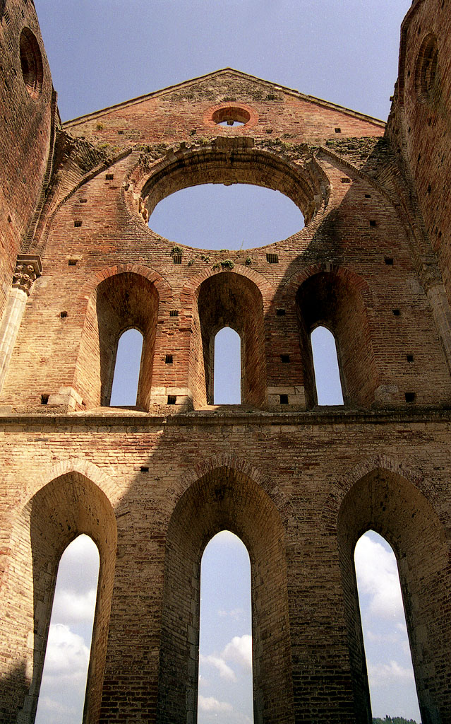 san galgano - rosone posteriore