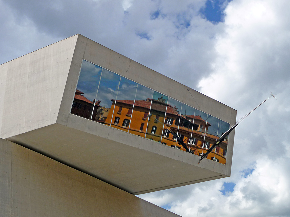MAXXI riflesso