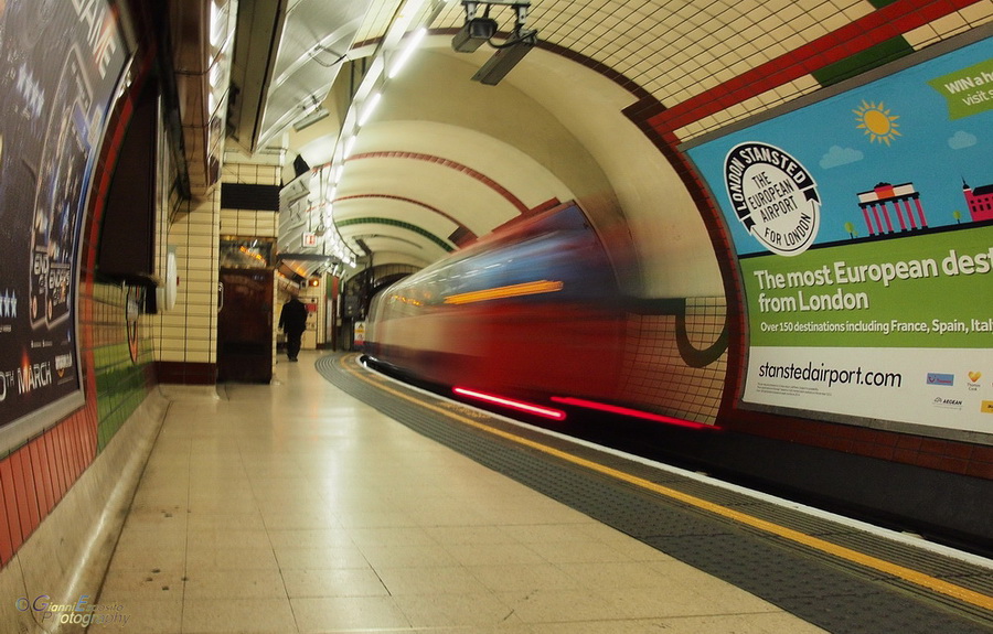 Piccadilly's Undergroung