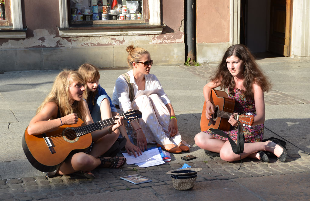 Ragazze con la chitarra
