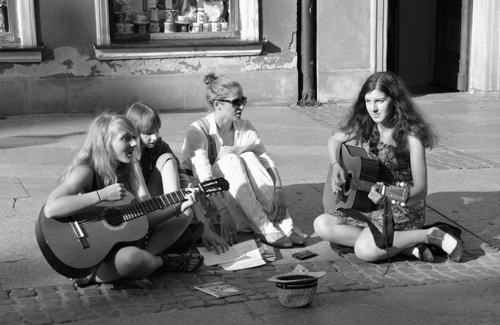 Ragazze con la chitarra