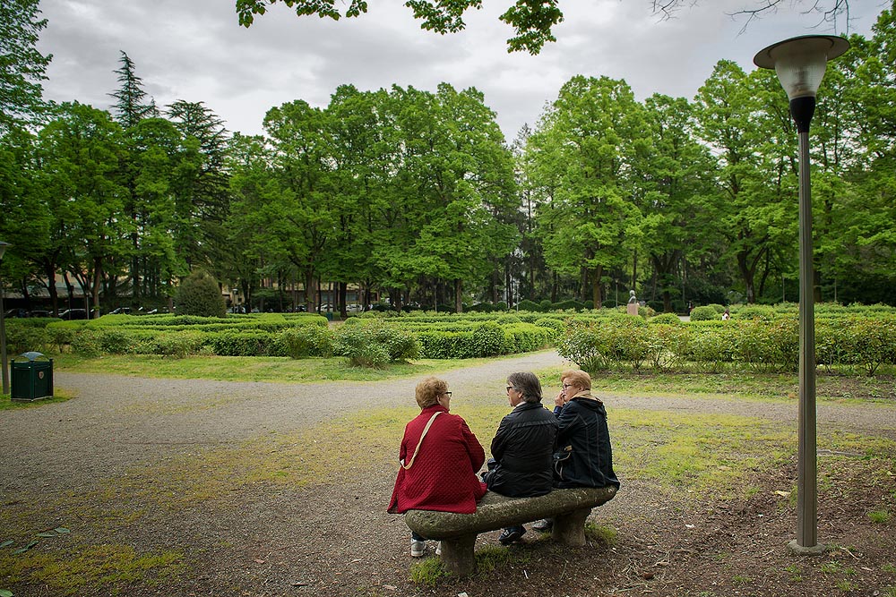 dames dans le parc