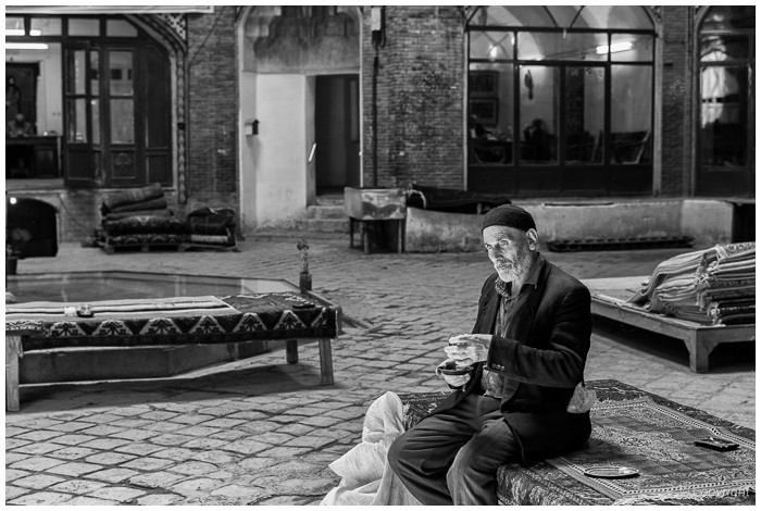 Te' nel caravanserraglio