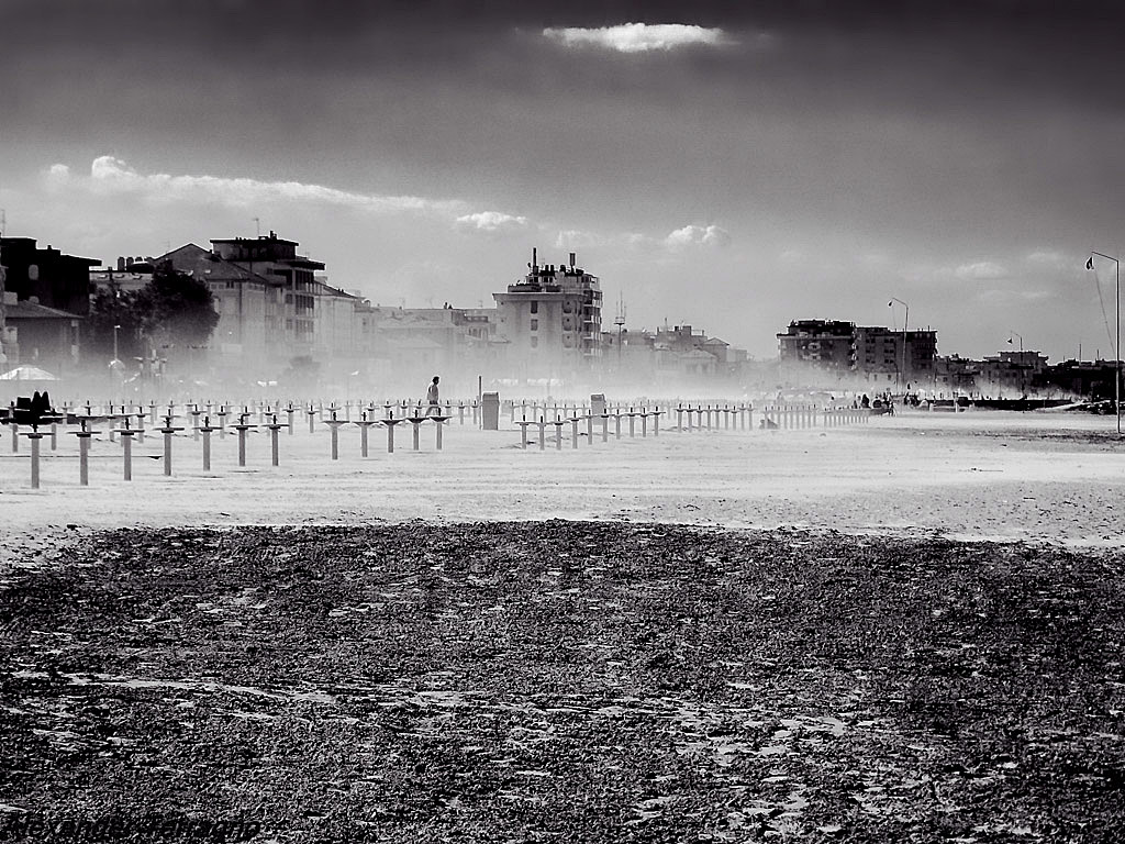 More and more sand in my eyes