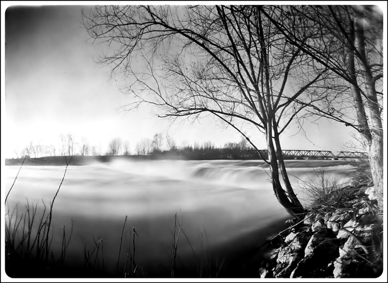 ricominciare a fluire   ;/)   4x5 Campbell's  pinhole