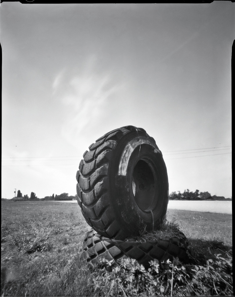 gommista... minimalista ;/) pinhole