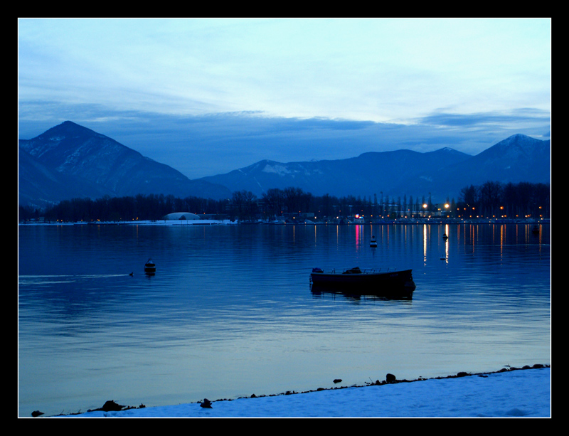 blu, blu, e ancora blu