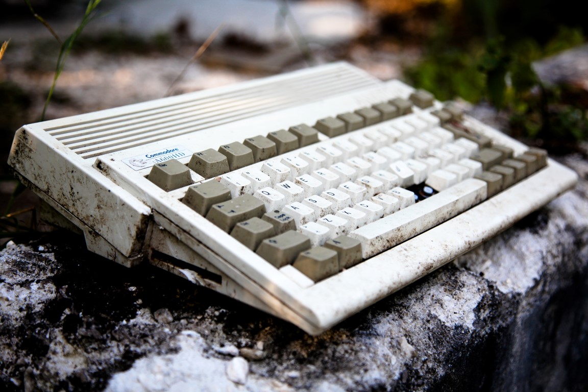 Una vecchia Amiga - 2/6