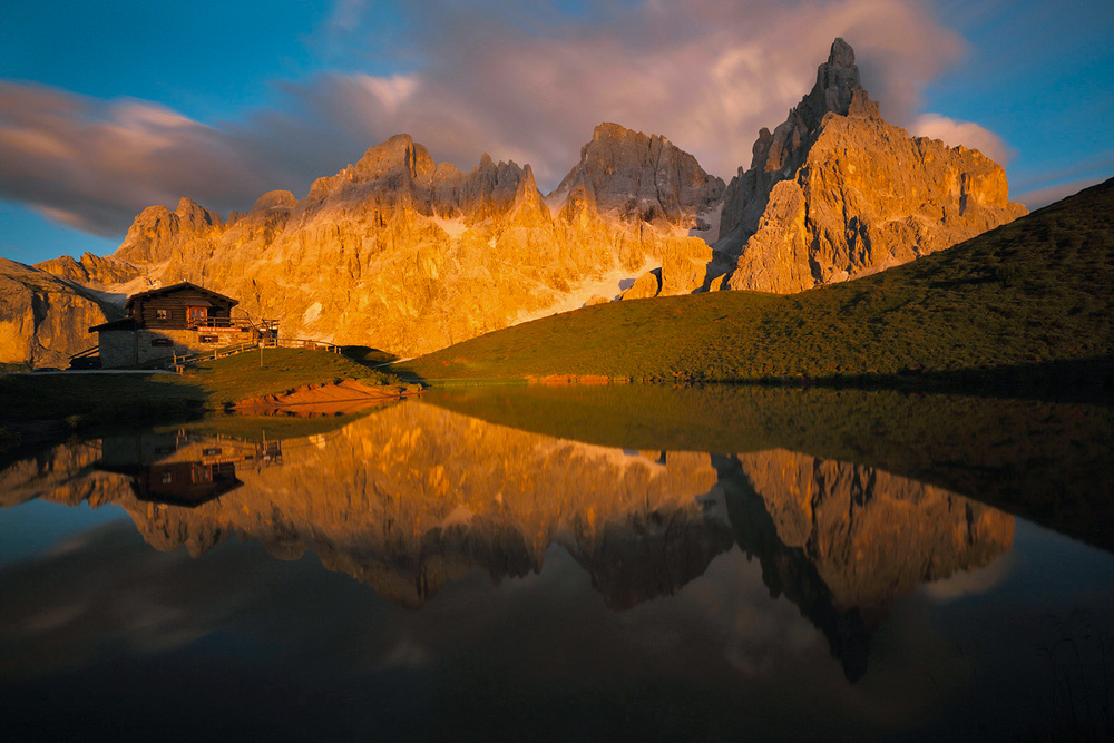 Baita Segantini -  Passo Rolle