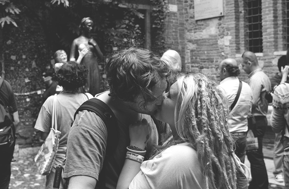 innamorati a casa di Romeo e Giulietta