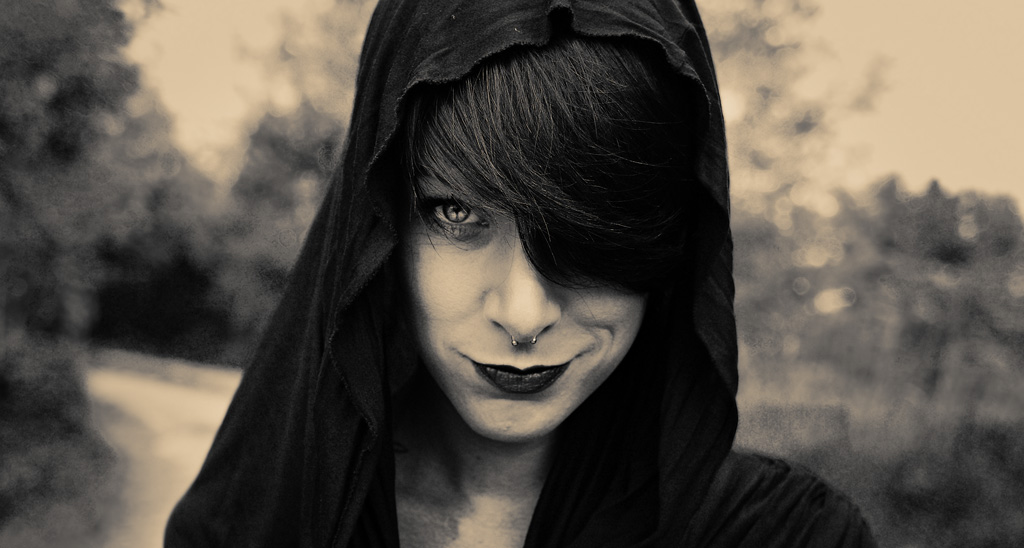 Luna we both are lost