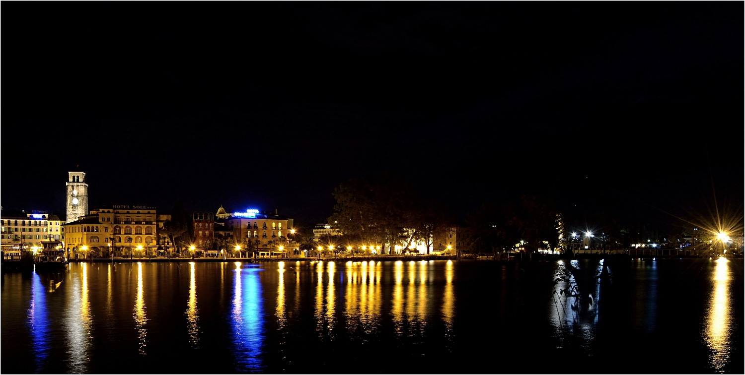 Riva d/g by night
