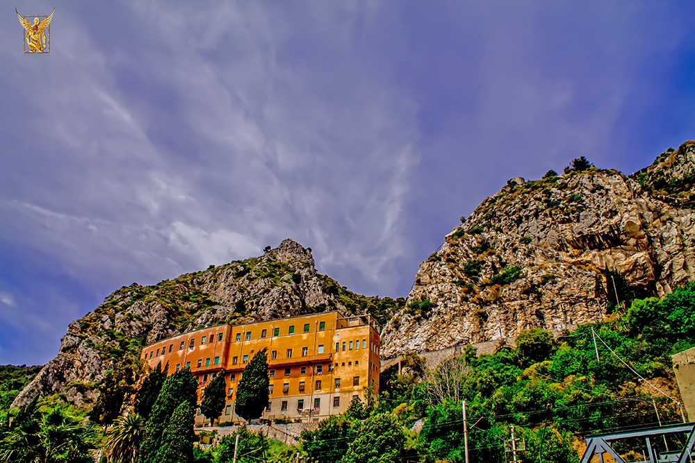 veduta frontiera ponte San Luigi Balzi Rossi/Mentone