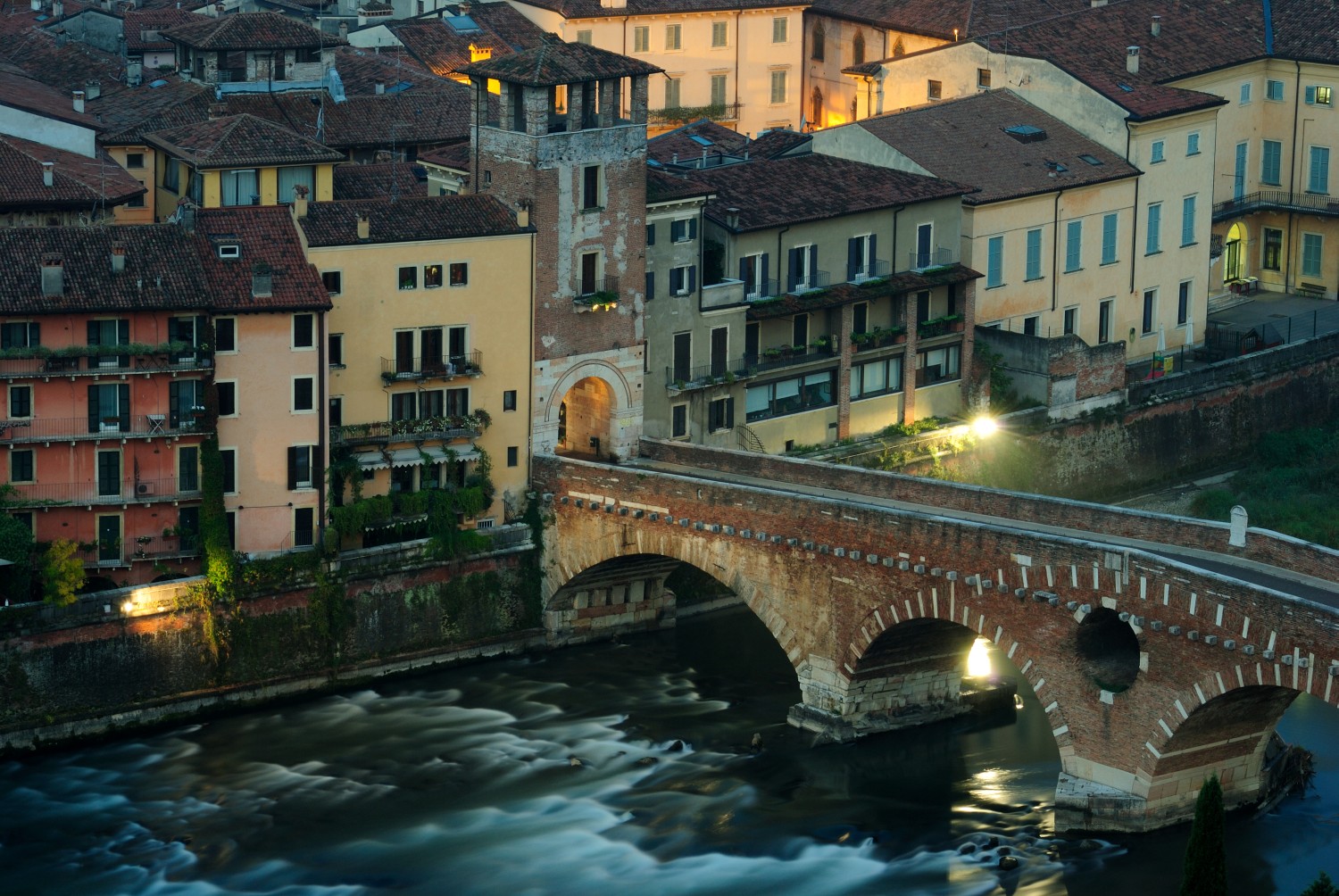 alba al Ponte Pietra