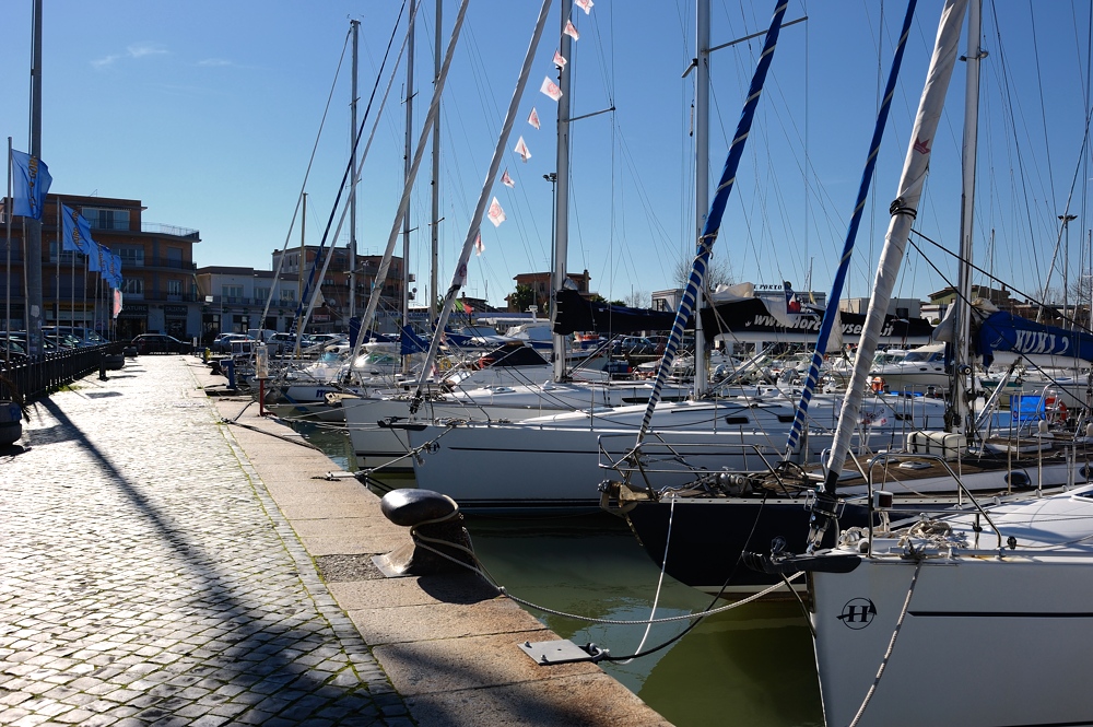 Sul porticciolo di Fiumicino