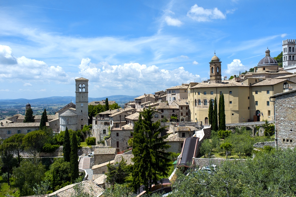 Spoleto in una giornata di sole.