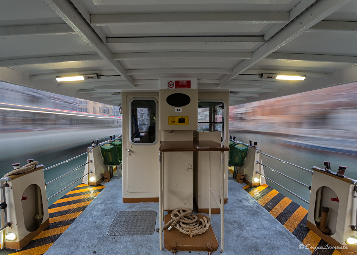 Mentre tutto passa accanto...