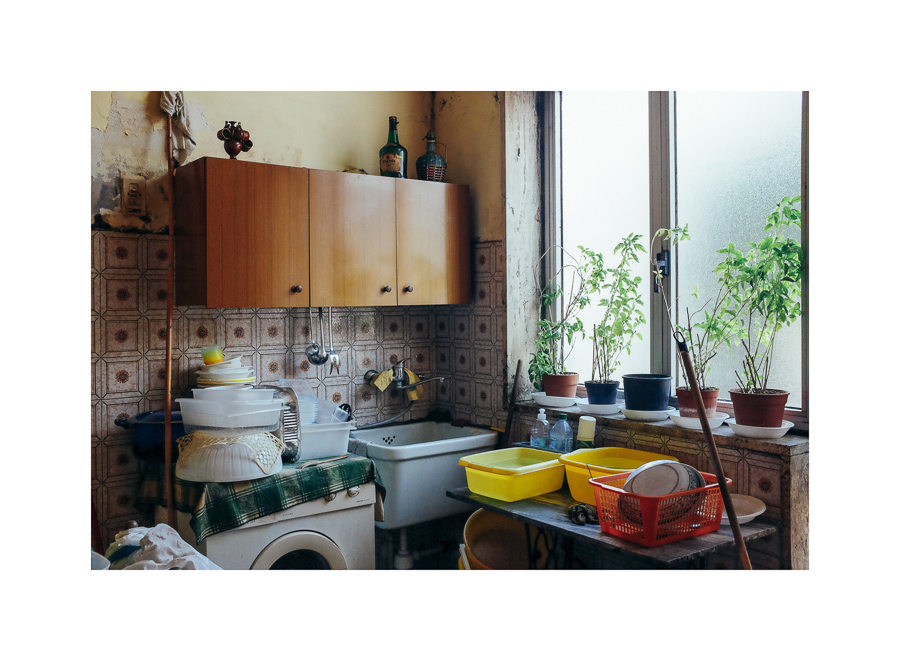 Cucinino New American Color Photography... ricercare la bellezza nel banale, nel mondano, magari sfruttando affascinanti combinazioni di colori...