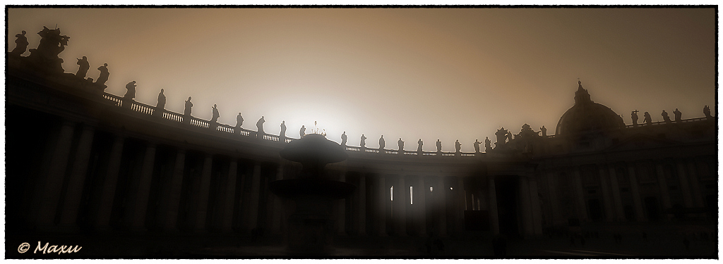 -Roma in 2 Colori- Piazza San Pietro.