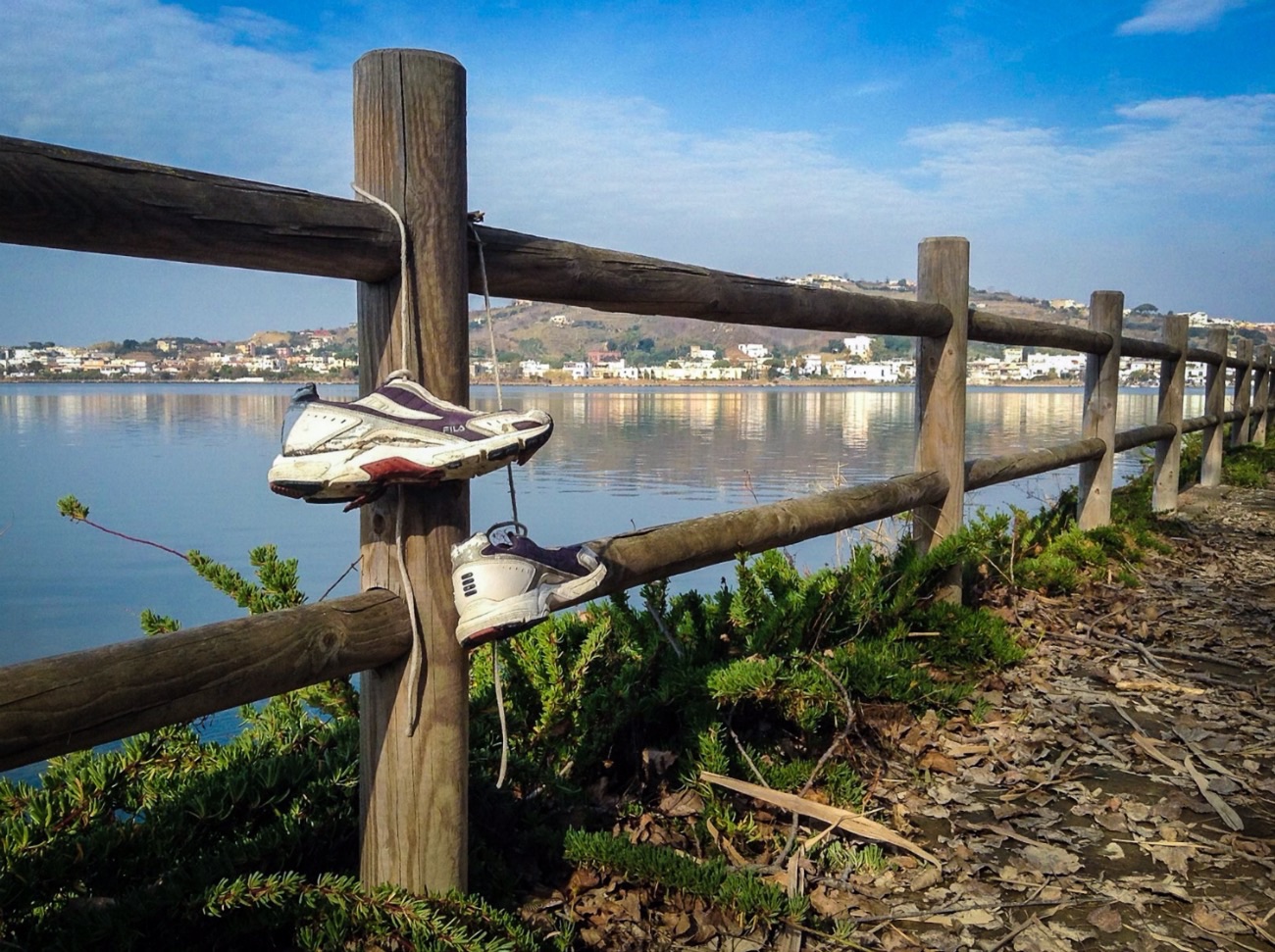 Chi ha bisogno di un paio di scarpe???