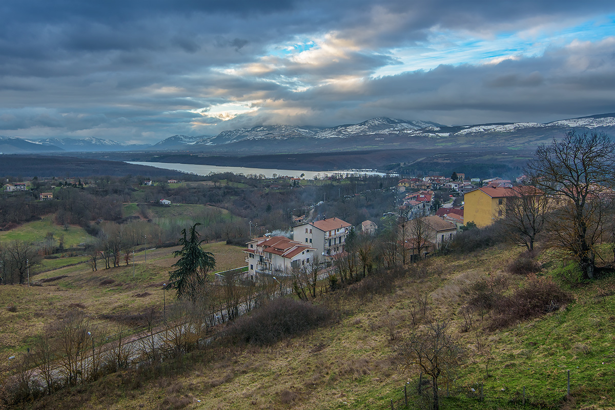 Lago di Pietra del Pertusillo