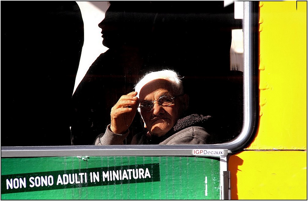 Adulti...nel bus