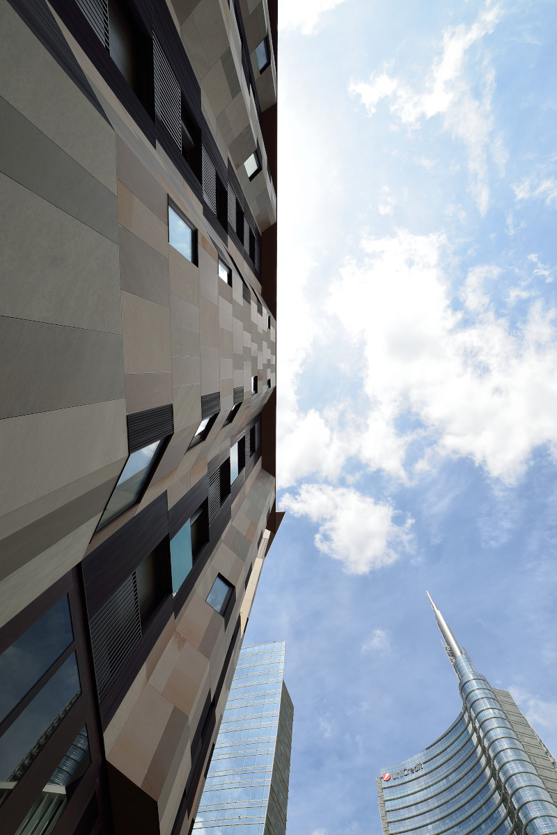 Milano - Piazza Gae Aulenti (Unicredit Tower)