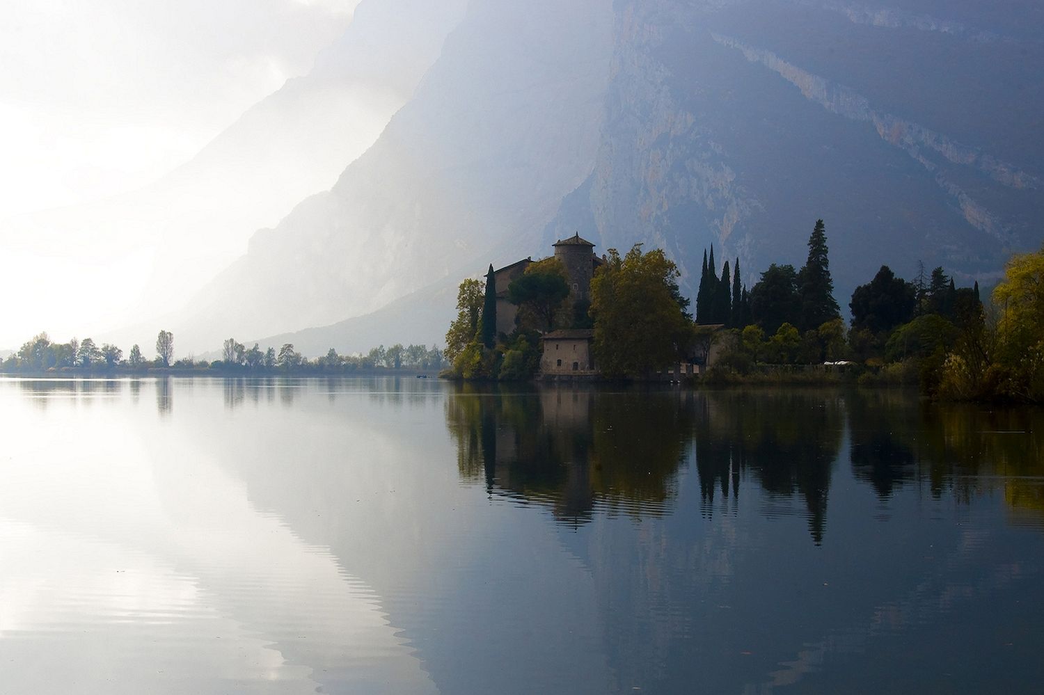 l'aria, l'acqua ed il castello