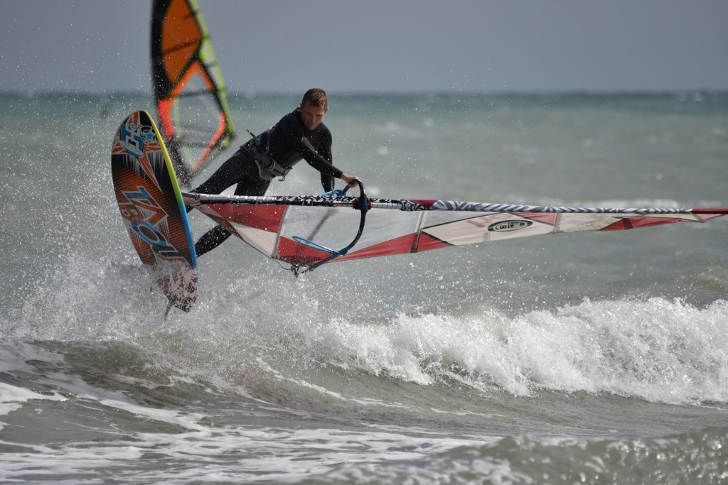windsurf - SHAKA