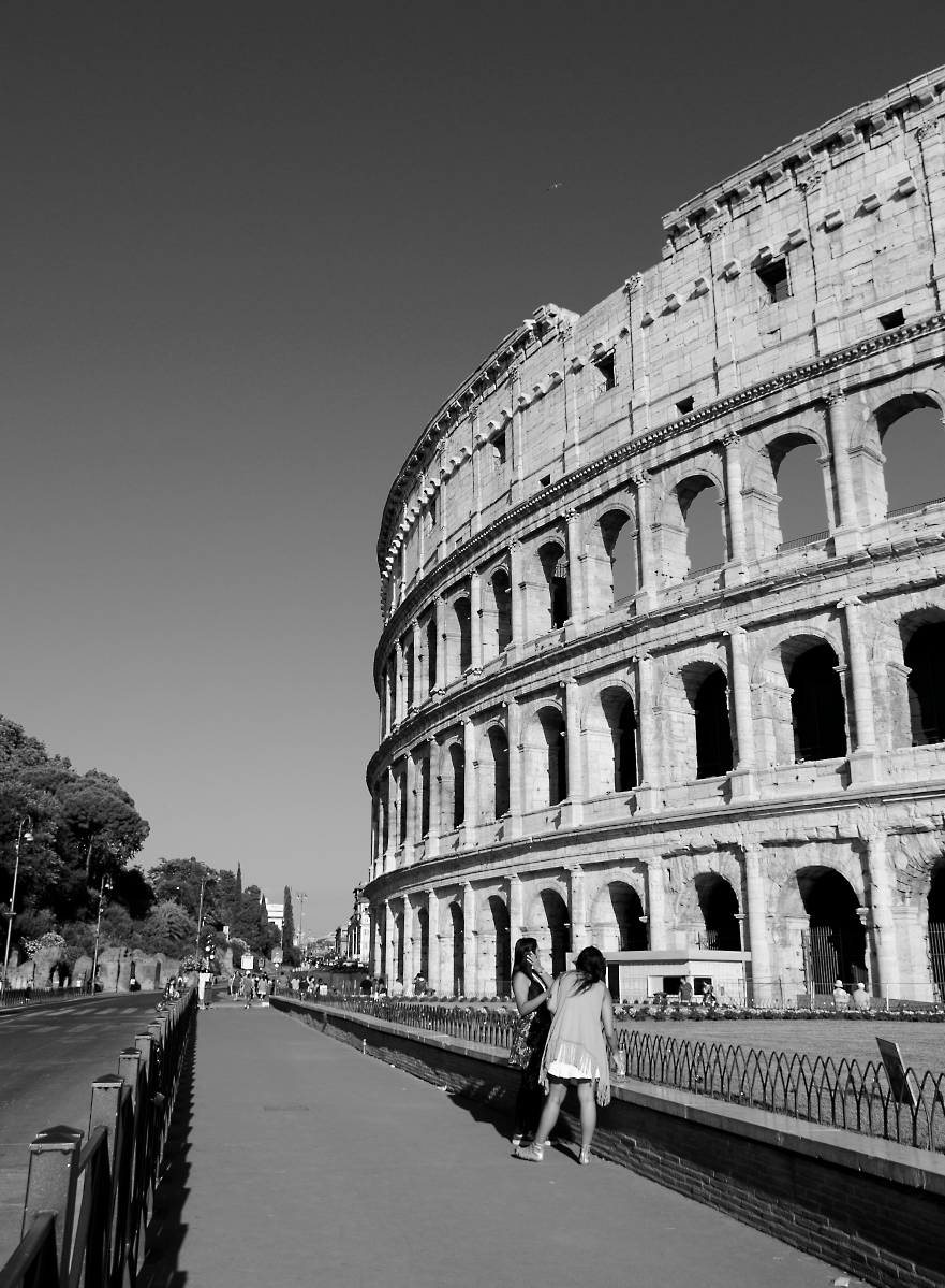 Colosseo in b/n