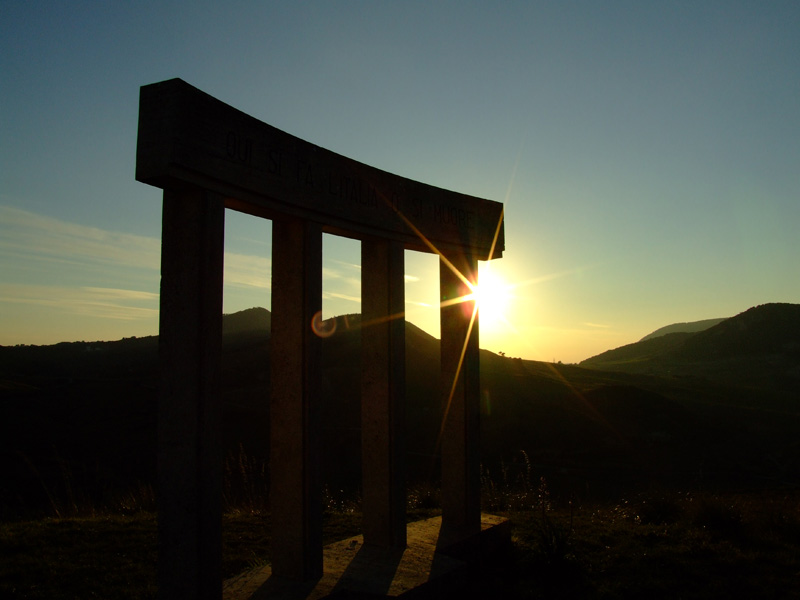 Qui si fa l'Italia o si muore