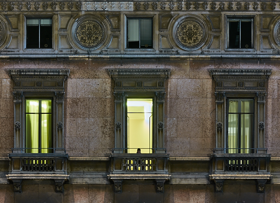 L'uomo alla finestra