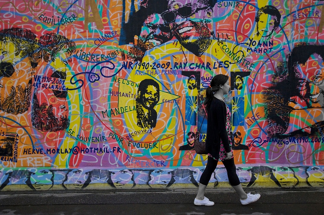 Walking beside the wall of legend