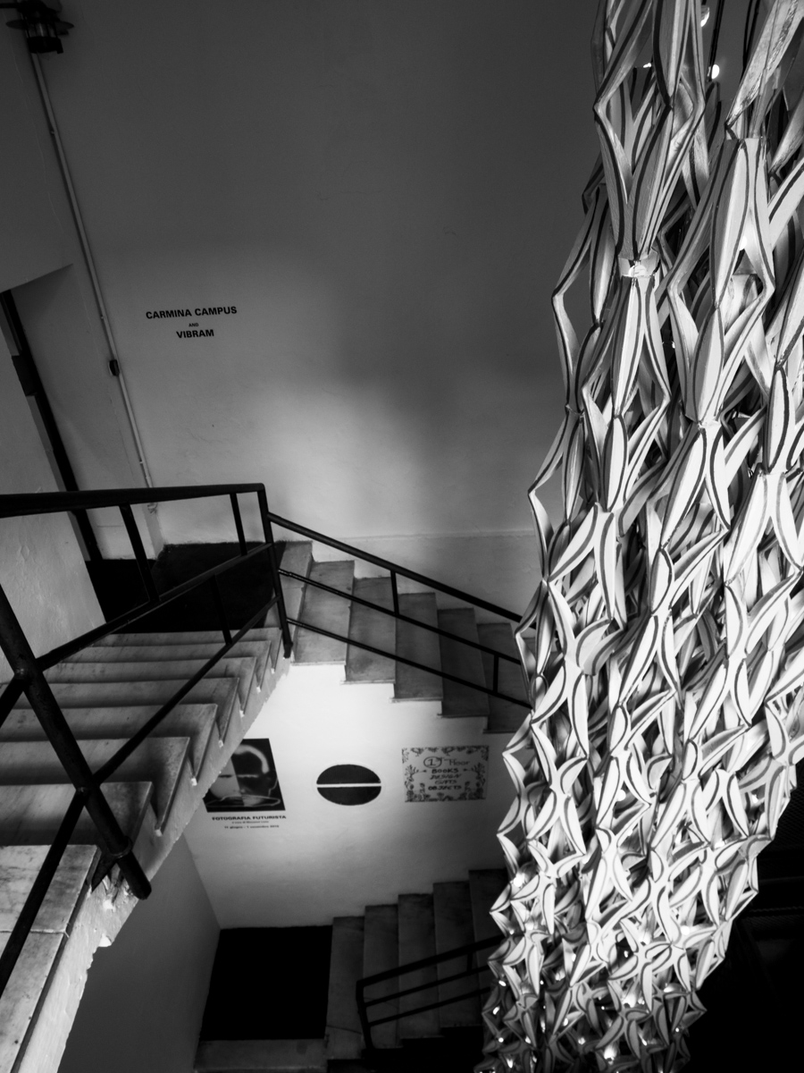 Galleria Sozzani, uscita