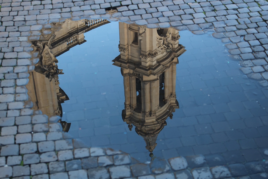 riflessi a piazza navona
