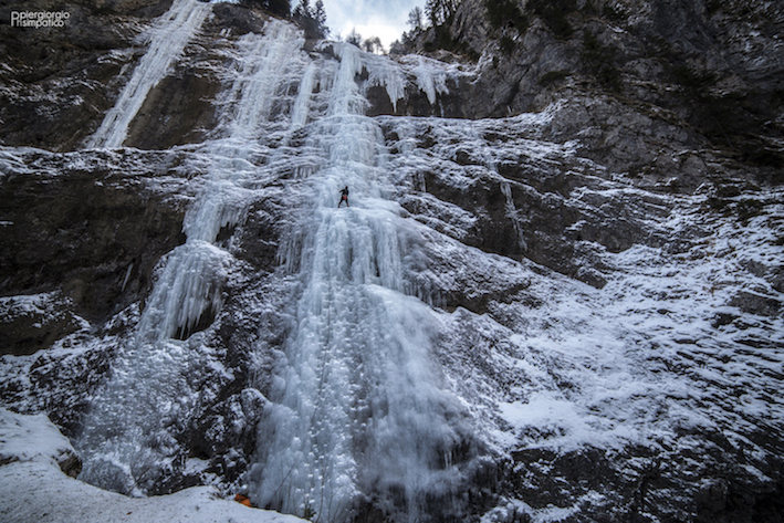La fatica di arrivare in cima...sul ghiaccio: ICE CLIMBING