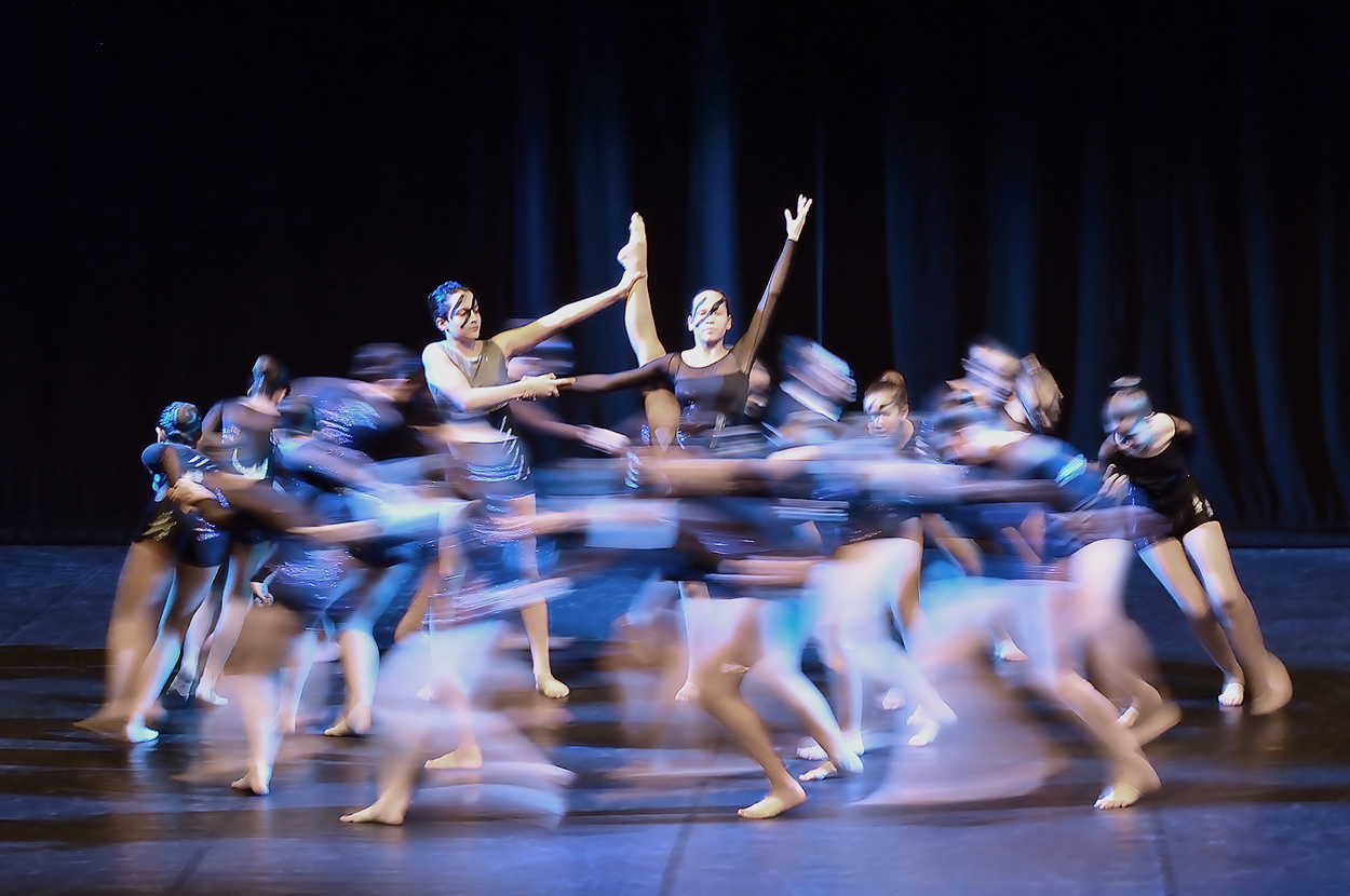 Danza Moderna - Vertigo -