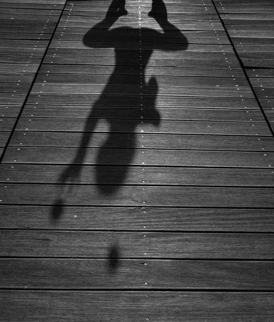 Genova- Ombre di acrobati