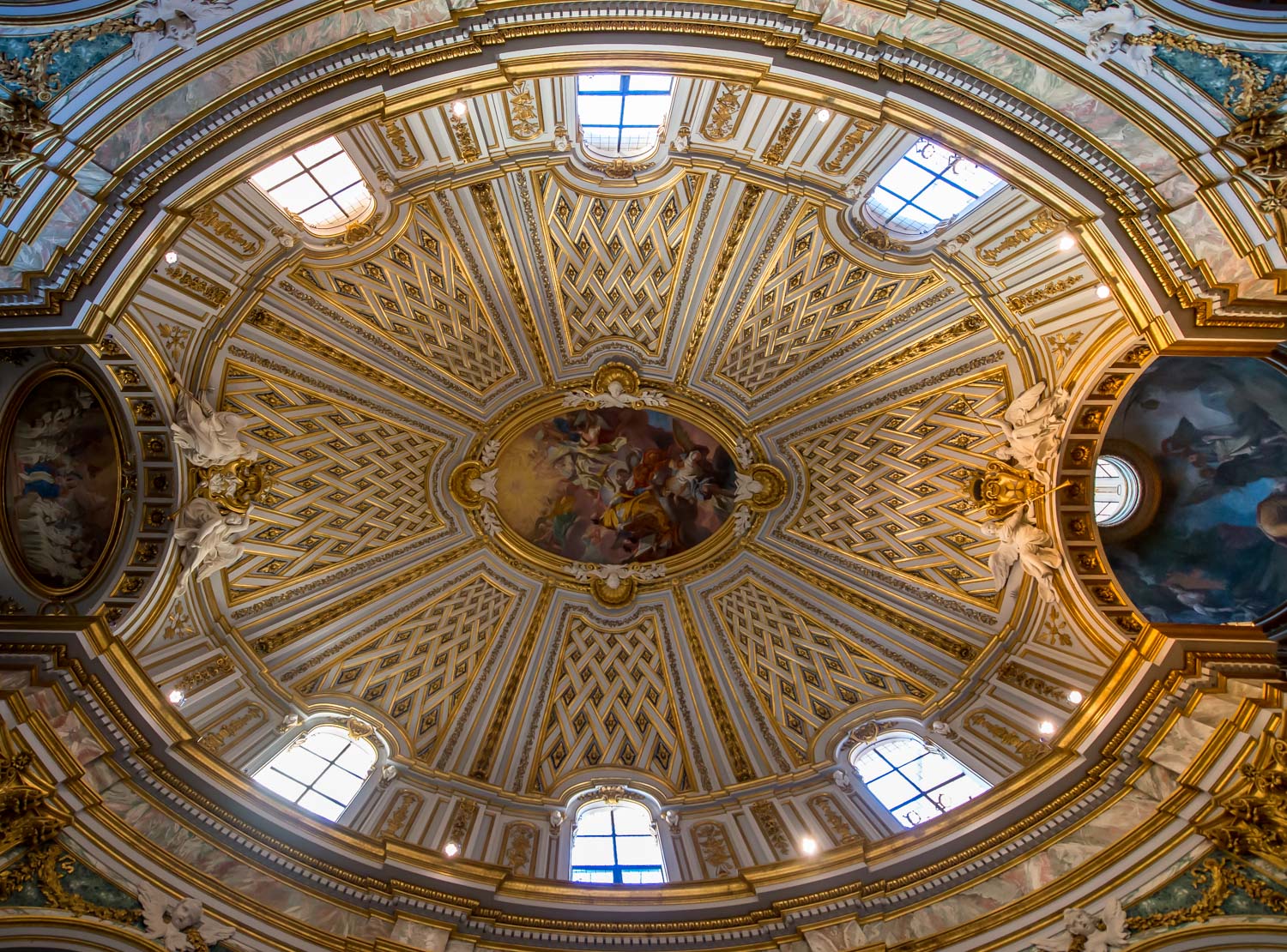 Roma..Chiesa della SS. Trinit� degli spagnoli..