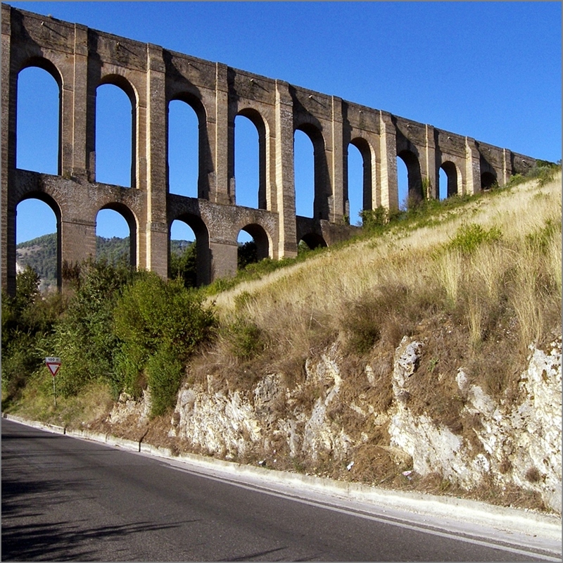 Maddaloni "Ponti della Valle"