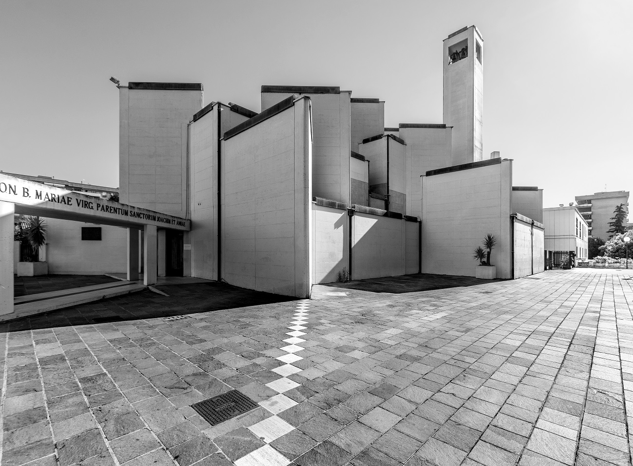 Santi Gioacchino e Anna al Tuscolano (1)