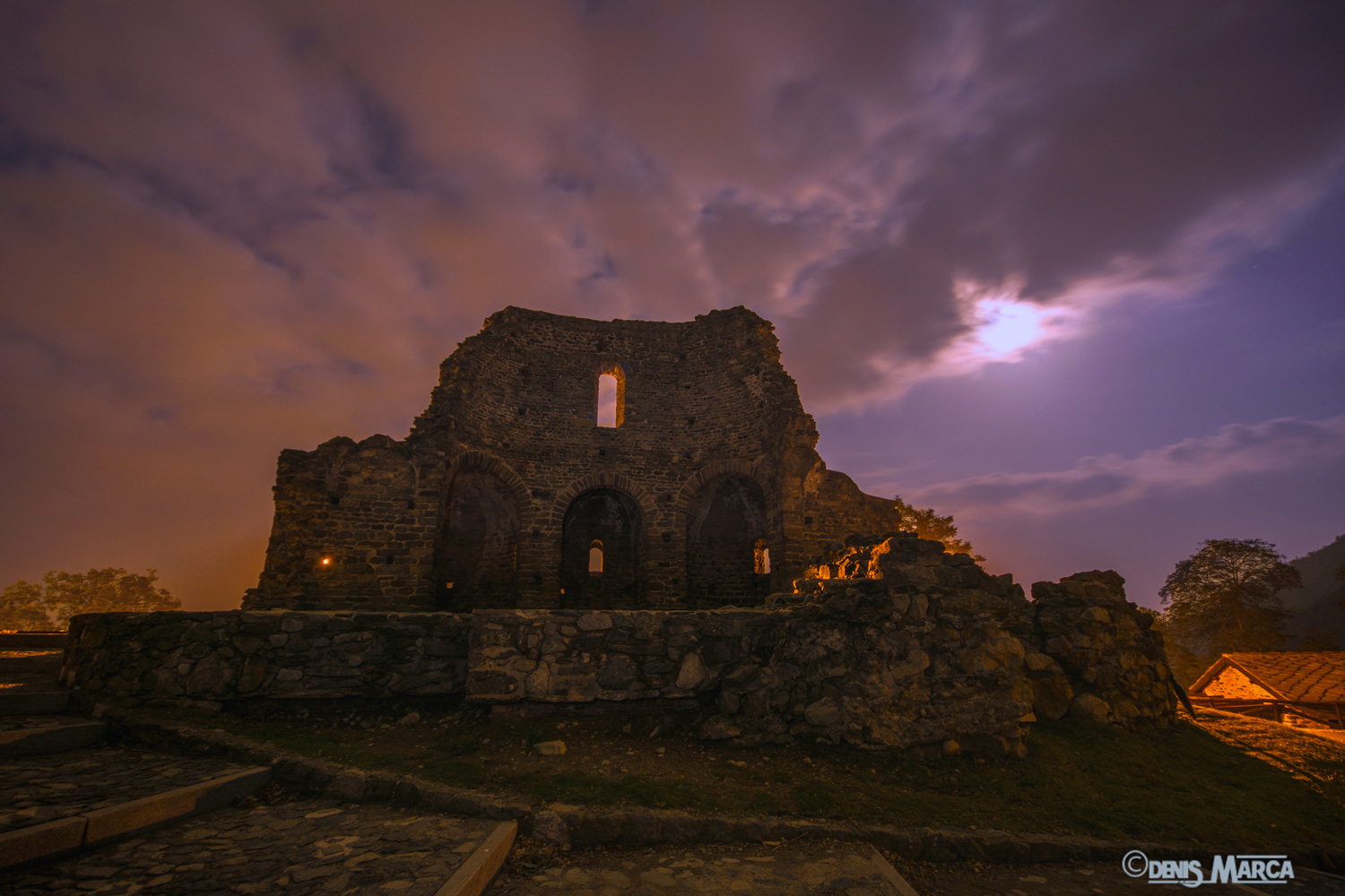 Un'angolo della Sacra di San MIchele
