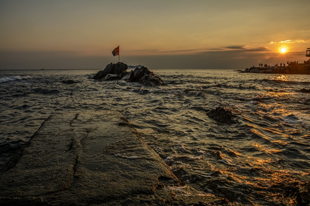 Tramonto sul mare